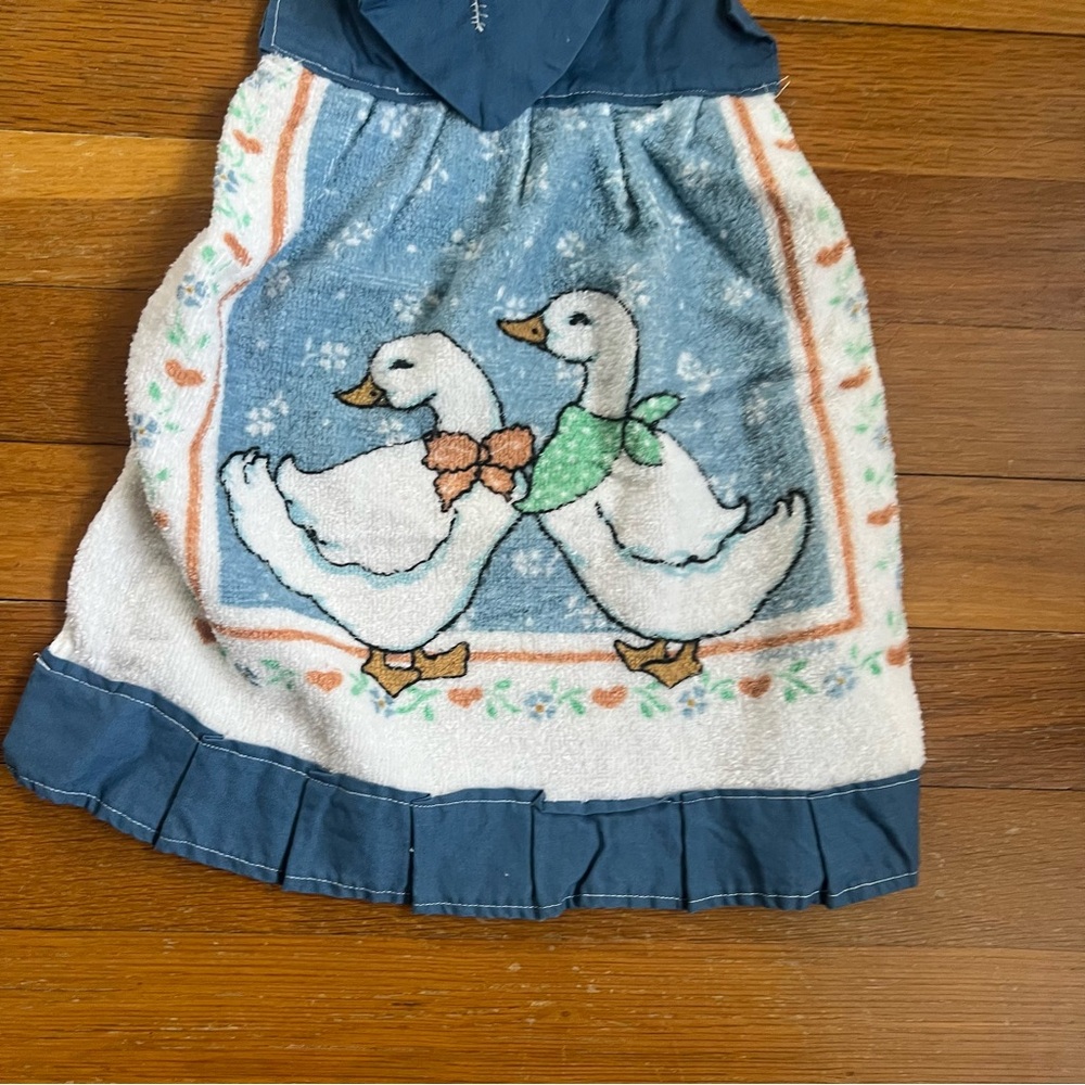 Set of two vintage Geese Towels - Picture 4 of 9